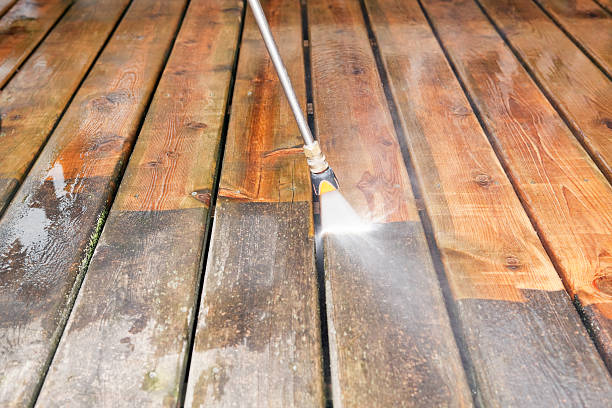 Best Sidewalk Pressure Washing  in Medina, NY